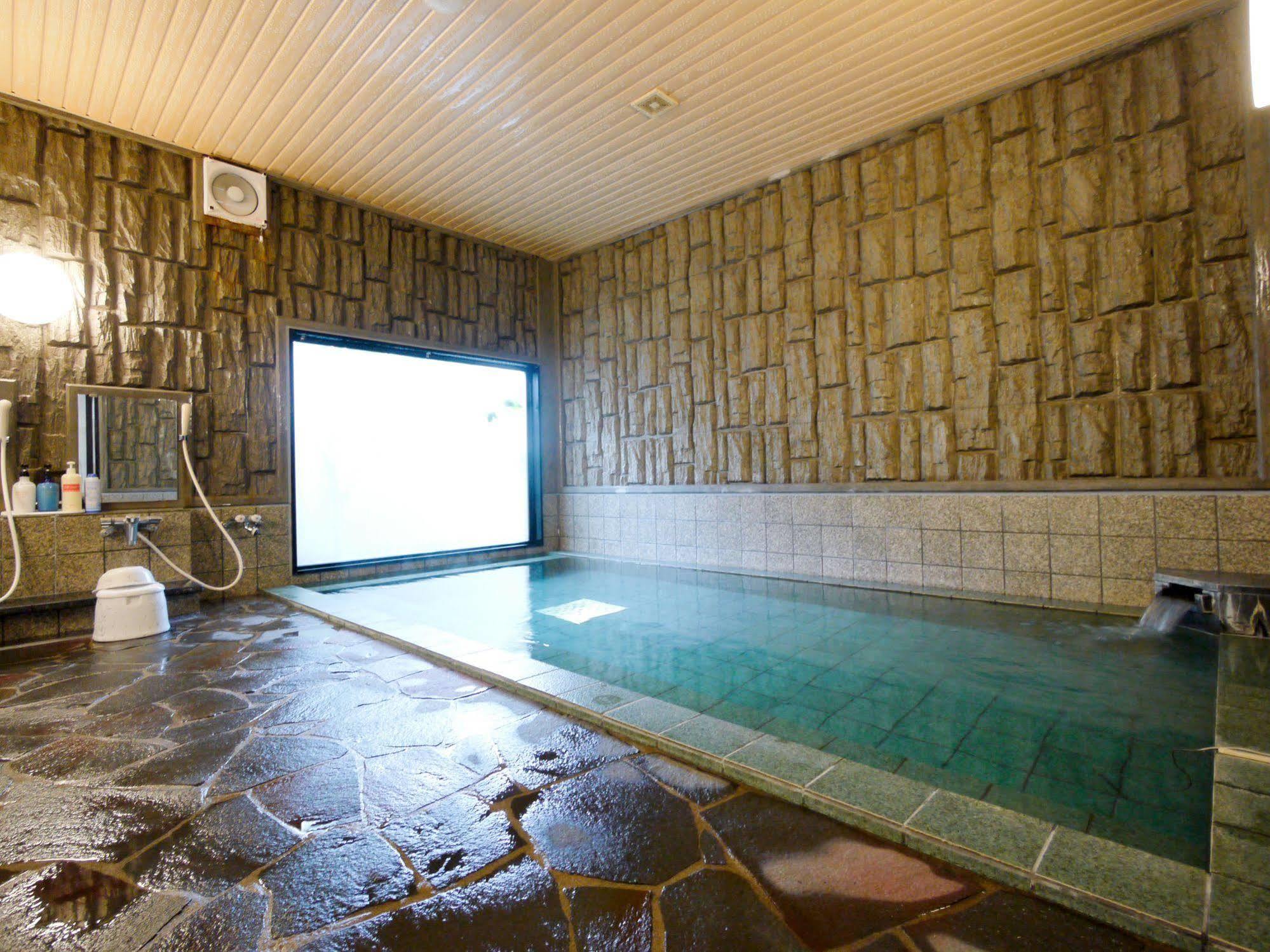 Hotel Route-Inn Akita Tsuchizaki Екстер'єр фото